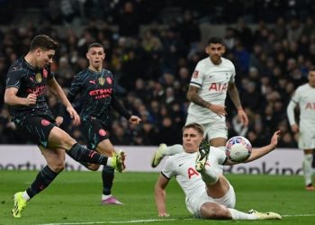 Pelatih Tottenham Ingin Jegal Man City, Arsenal Bisa Yakin Juara
