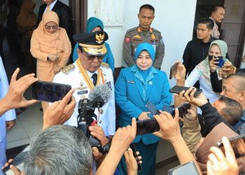 Paman Birin Kukuhkan Perpanjangan Masa Jabatan 162 Kepala Desa di Batola