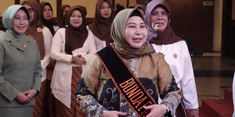 Acil Odah Apresiasi Pengabdian dan Keikhlasan Guru PAUD