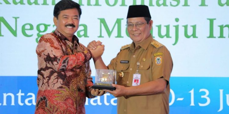 Menkopolhukam dan Paman Birin Sepakat Soal Keterbukaan Informasi