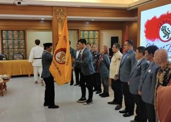 Paman Birin Lantik Ketua Lemkari Provinsi Se-Indonesia