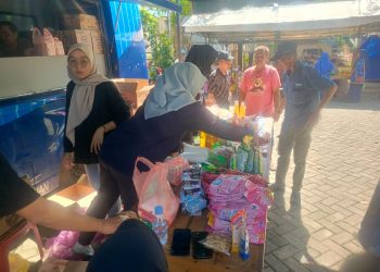 Warga Antusias Datangi Pasar Murah Gelaran Disdag HST