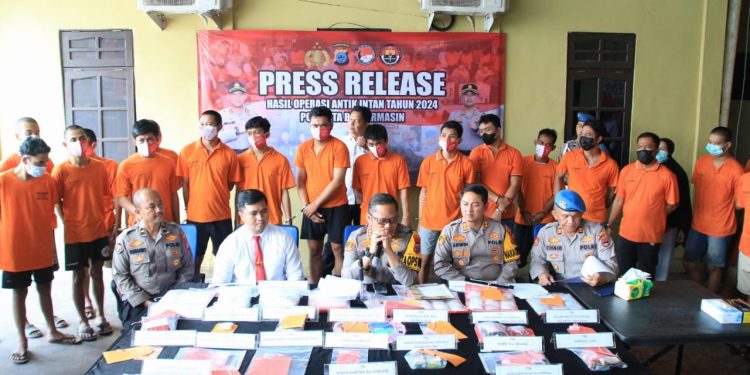Pembobol SDN 5 Basirih Diamankan, Polisi Sita 17 Unit Laptop Berbagai Merek