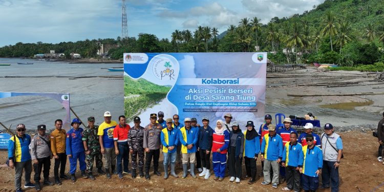 DLH Kotabaru Gelar Aksi Pesisir Berseri
