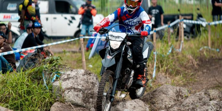 Daya Tarik bLU cRU Experience Day di Bandung, Dapat Pengalaman Beda Fun Riding WR155R