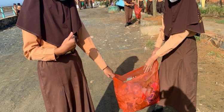 Terkait Qurban, DLH Terbitkan Imbauan Pengurangan Penggunaan Kantong Plastik