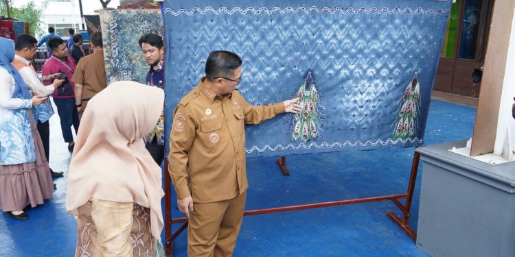Puluhan Pengrajin Ramaikan Lomba Motif Sasirangan