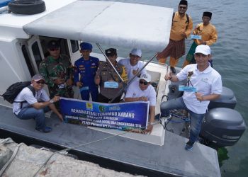 Jaga Kelestarian Biota Laut, PLN Rehabilitasi Terumbu Karang Pulau Lemukutan