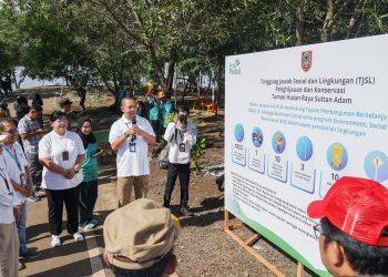 Dukung Penghijauan Kalsel, PLN Salurkan Seribu Bibit Pohon di Tahura Sultan Adam