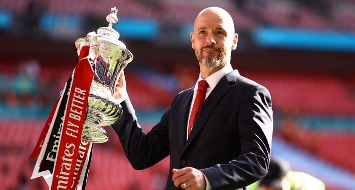 Tak Ada Pengganti yang Oke, MU Pertahankan Saja Ten Hag