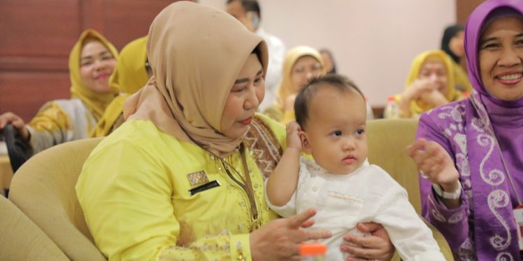 Targetkan 589.031 Anak, Acil Odah Pimpin Pencanangan PIN Polio di Kalsel