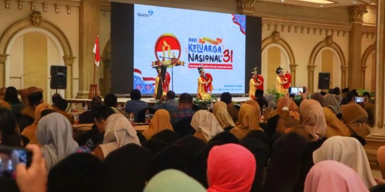 Paman Birin Tekankan Pentingnya Peran Keluarga Wujudkan Generasi Emas