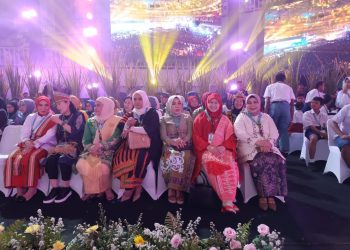 Dibuka Jokowi dan Iriana, Acil Odah Hadiri Hari Anak Nasional di Papua