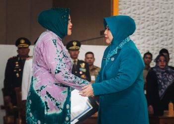 Lantik Pj Ketua PKK Tabalong, Ini Pesan Acil Odah