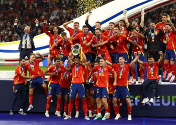 Spanyol vs Inggris di Final Euro 2024: Menang 2-1, La Furia Roja Raih Gelar Juara!
