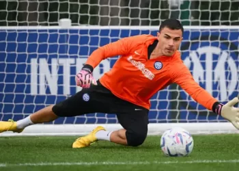Resmi, Como 1907 Rekrut Kiper Keturunan Indonesia Emil Audero Mulyadi
