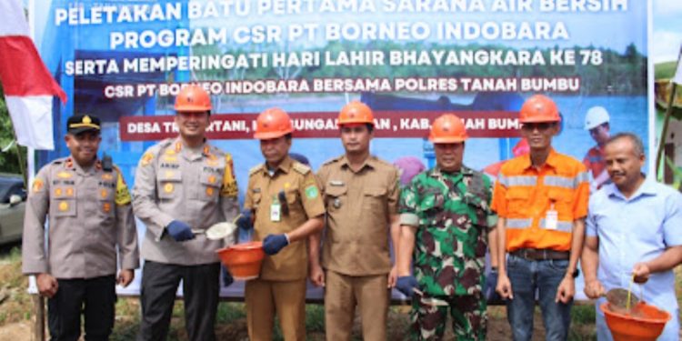 PT BIB Bersama Polres Tanbu Bangun Sarana Air Bersih di Desa Trimartani