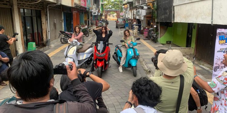 Begini Keseruan Kegiatan Edukatif STSJ Yamaha, Peserta Dibekali Teknik Dasar Fotografi