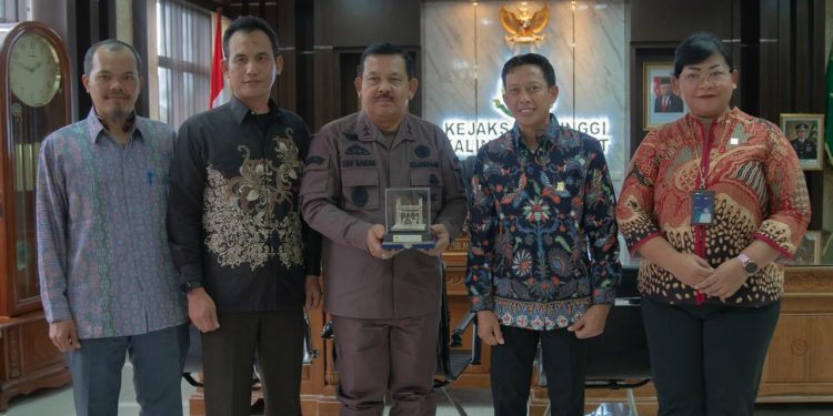 Perkuat Sinergi dan Kolaborasi Keandalan Listrik, PLN Kunjungi Tiga Kejaksaan Tinggi di Kalimantan