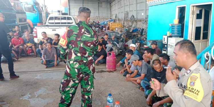 Puluhan Karyawan PT Rannisa Lakukan Test Urine