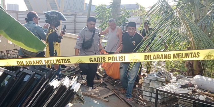 Pria di Banjarmasin Tewas Tertimpa Reruntuhan Bangunan