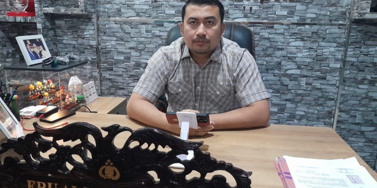 Takut Ketahuan Hamil di Luar Nikah, Melahirkan di WC, Anak Hasil Hubungan Terlarang Dibekap hingga Tewas