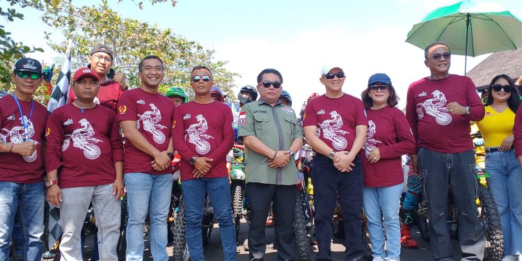 Ratusan Rider Trail Jelajah Sembilan Desa di Kecamatan Basarang