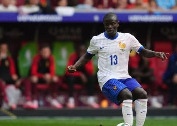N’Golo Kante Didekati West Ham United
