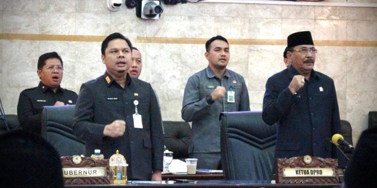 Rapat Paripurna DPRD Kalsel, Gubernur Sampaikan Rancangan Perubahan KUPA dan PPAS