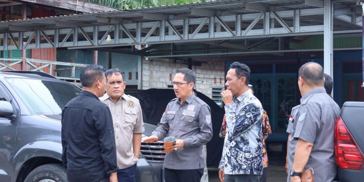 Komisi III DPRD Kalsel Pantau Rekonstruksi Jalan Tanjung-Muara Uya