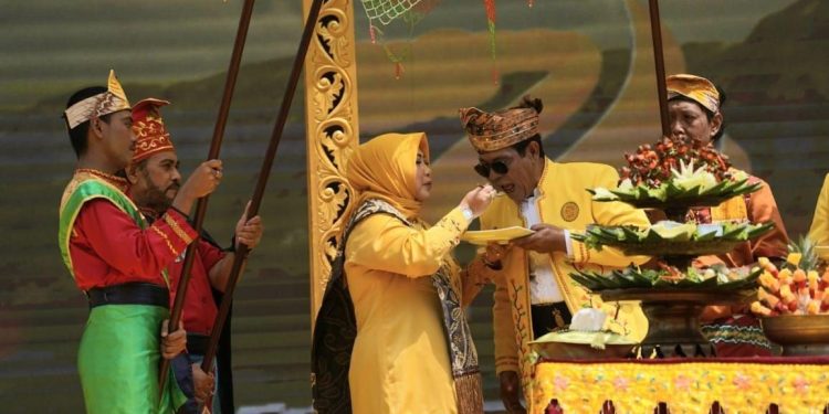 Peringatan Harjad Ke-74 Provinsi Kalsel Berlangsung Meriah, Ada Tamu Mancanegara hingga Makanan Gratis untuk Warga