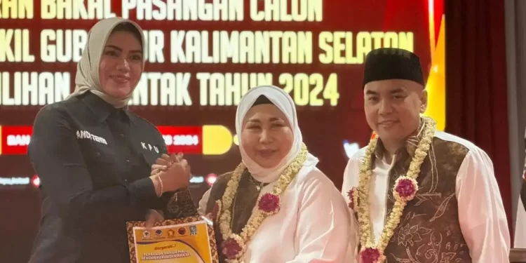 Acil Odah-Rozanie Resmi Mendaftar ke KPU Kalsel