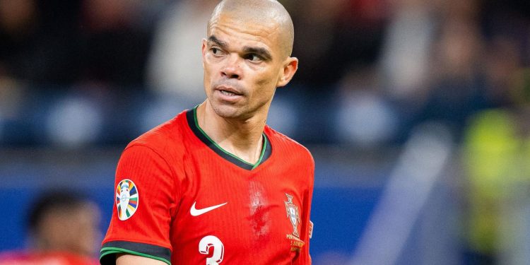 Resmi! Eks Bintang Real Madrid Pepe Umumkan Pensiun di Umur 41 Tahun