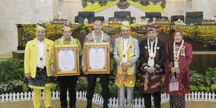 Rapat Paripurna Harjad Ke-74 Kalsel, Paman Birin Ajak Stakeholder Refleksi Kerjasama Membangun Banua