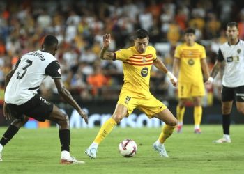 Valencia vs Barcelona di Liga Spanyol: Brace Robert Lewandowksi Bawa Blaugrana Menang Comeback 2-1