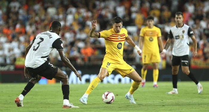 Valencia vs Barcelona di Liga Spanyol: Brace Robert Lewandowksi Bawa Blaugrana Menang Comeback 2-1