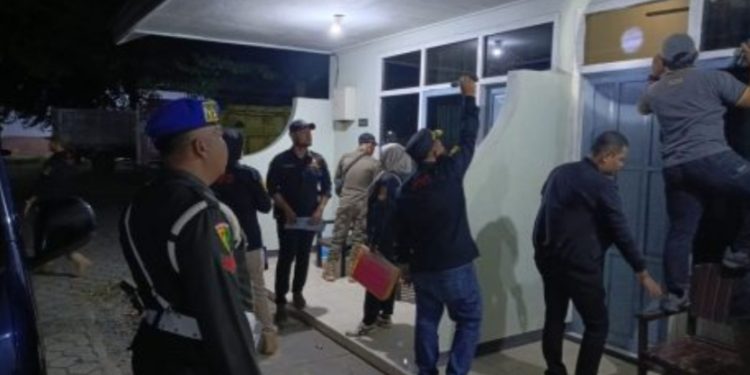 Sejumlah Pasangan Muda Mudi Terjaring Razia Satpol PP Tanbu