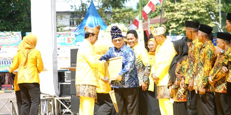 Banjarmasin Boyong Dua Penghargaan di Momen Peringatan Harjad Ke-74 Kalsel