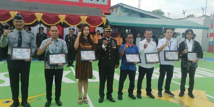 Lapas Berikan Penghargaan Kemitraan kepada PWI Kotabaru