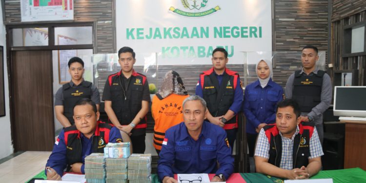 Kejari Kotabaru Tahan Calo Kredit, Rugikan BRI Sengayam Rp750 Juta, Begini Modusnya