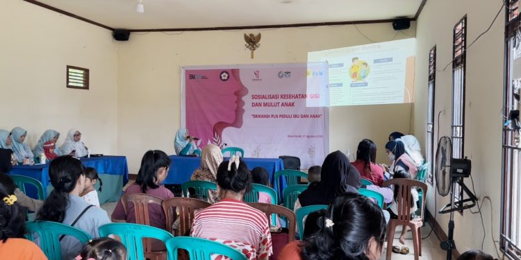 Tingkatkan Kesadaran Kesehatan Gigi dan Mulut Anak, Srikandi PLN Gelar Sosialisasi di Kalbar