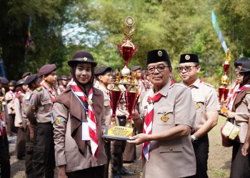 Perkemahan Pramuka Penegak Se-Kabupaten HST Berakhir, Ini Pesan Wabup Mansyah Sabri