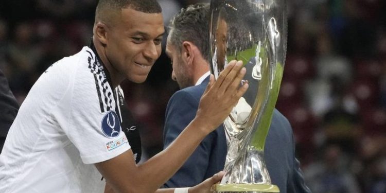 Debut Ajaib Mbappe di Real Madrid: Sekali Main, 1 Gol dan 1 Trofi