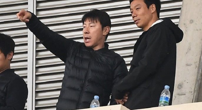 Shin Tae-yong Tiba di Indonesia, Netizen Heboh: Siap Tempur Nih!