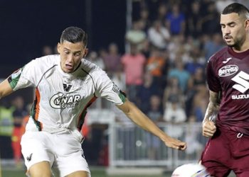 Tampil Luar Biasa, Jay Idzes Telan Kekalahan Pertama Bersama Venezia