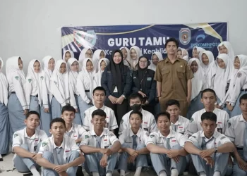 Diskominfo Tanbu Bekali Siswa SMKN 2 Simpang Empat Tentang Ajaran Dasar Produksi Siaran Lokal