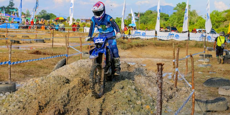 Gebyar Shell bLU cRU Yamaha Enduro Challenge di Sintang, Catat Jumlah Pengunjung Terbanyak