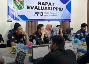 Dinas Kominfosp Gelar Rapat Evaluasi Admin PPID