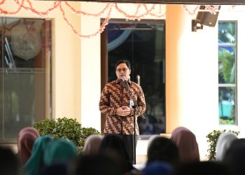 Bupati HST Luncurkan Bantuan Pelaksanaan Program Jaminan Sosial Ketenagakerjaan
