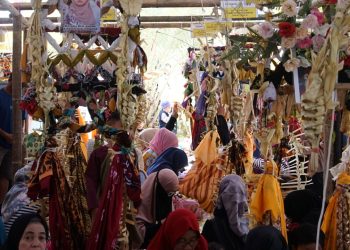Ratusan Warga Ramaikan Festival Baayun Maulid di Masjid Sultan Suriansyah